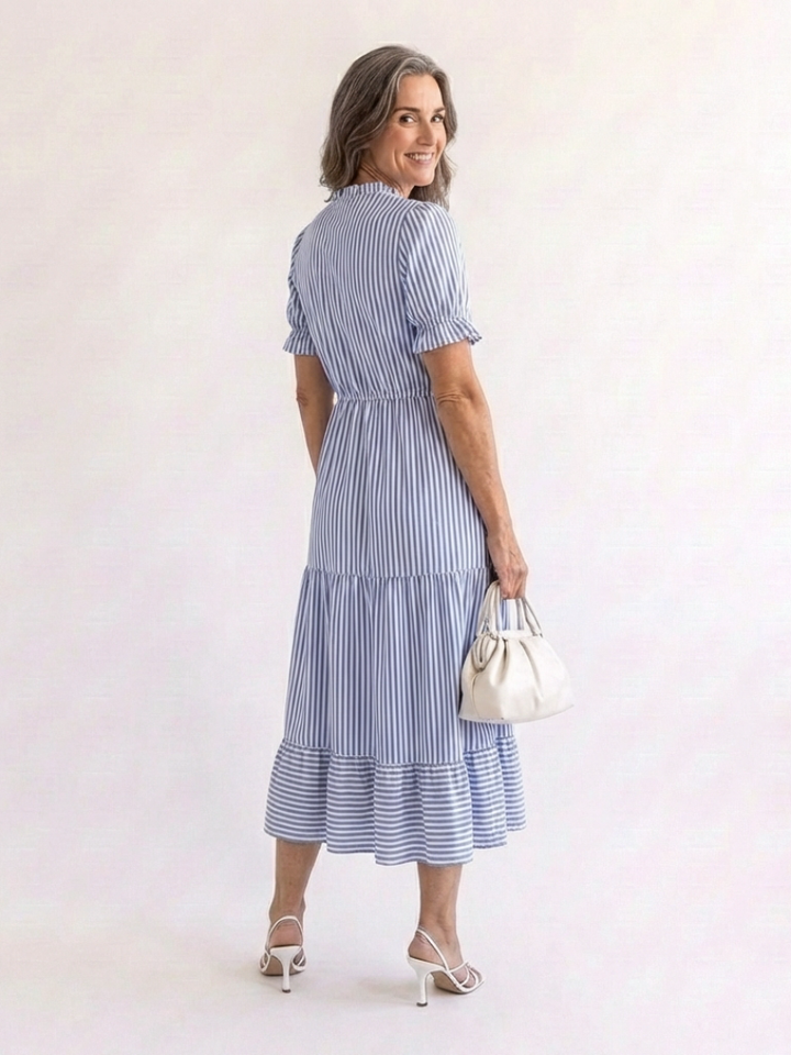 Dakato | Robe midi à manches courtes