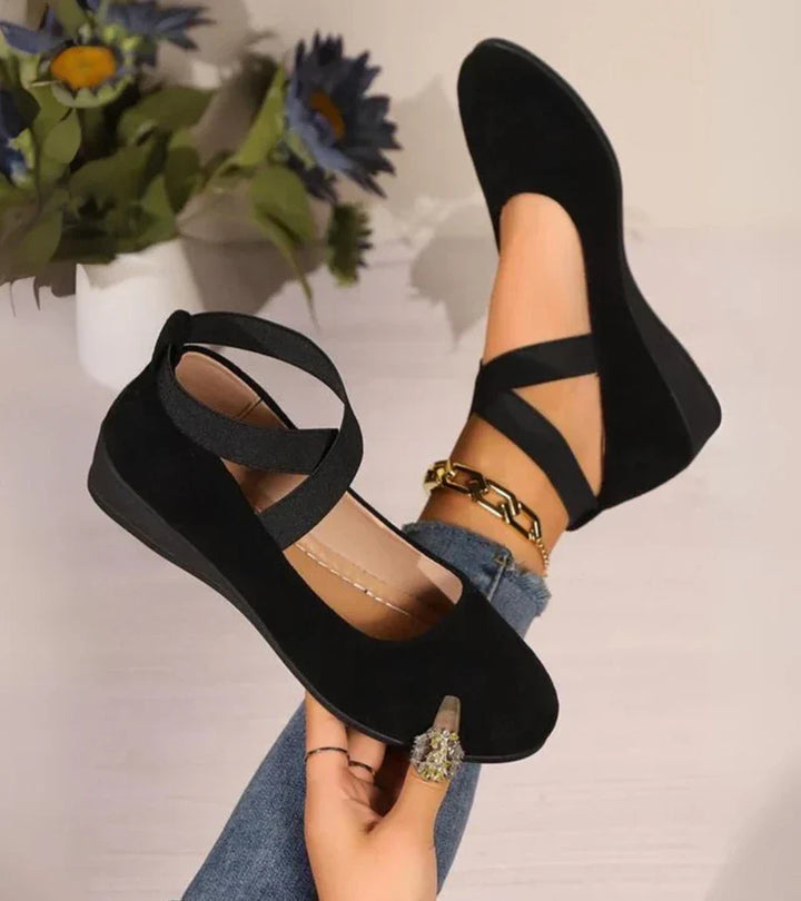 NINA | BALLERINES FERMÉES À SEMELLE COMPENSÉE