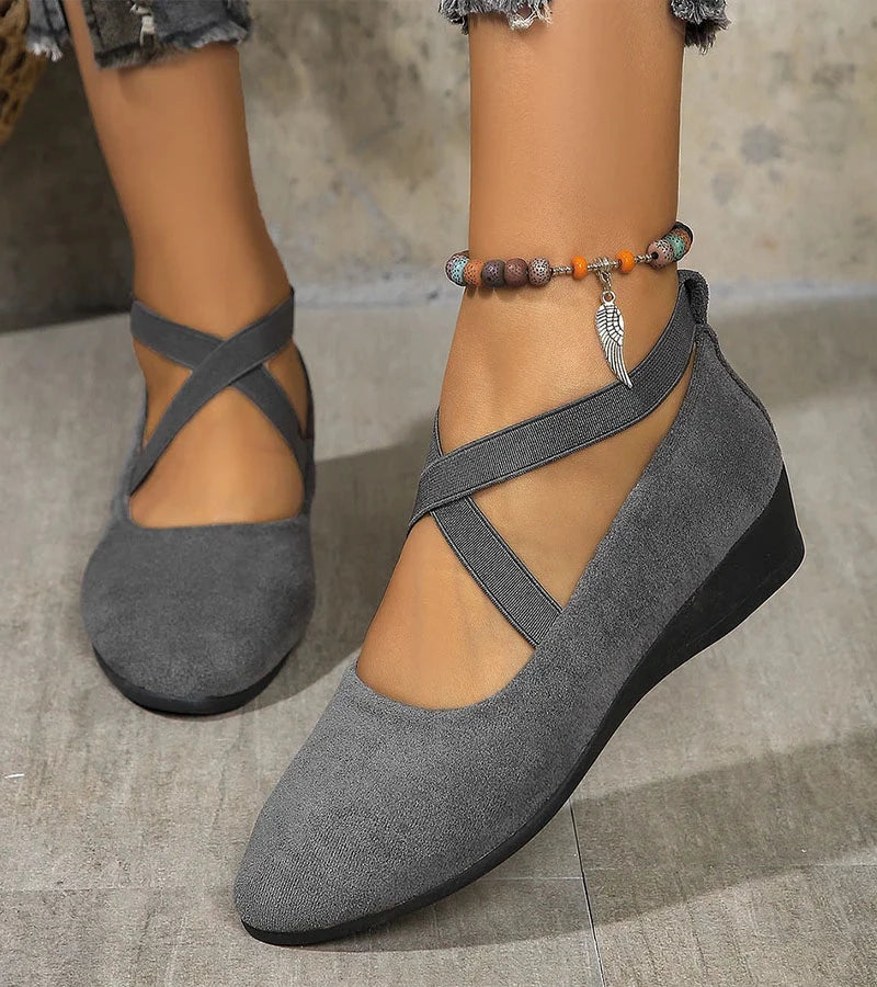 NINA | BALLERINES FERMÉES À SEMELLE COMPENSÉE
