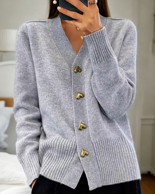 Pull Ouvert à Boutons Cœur